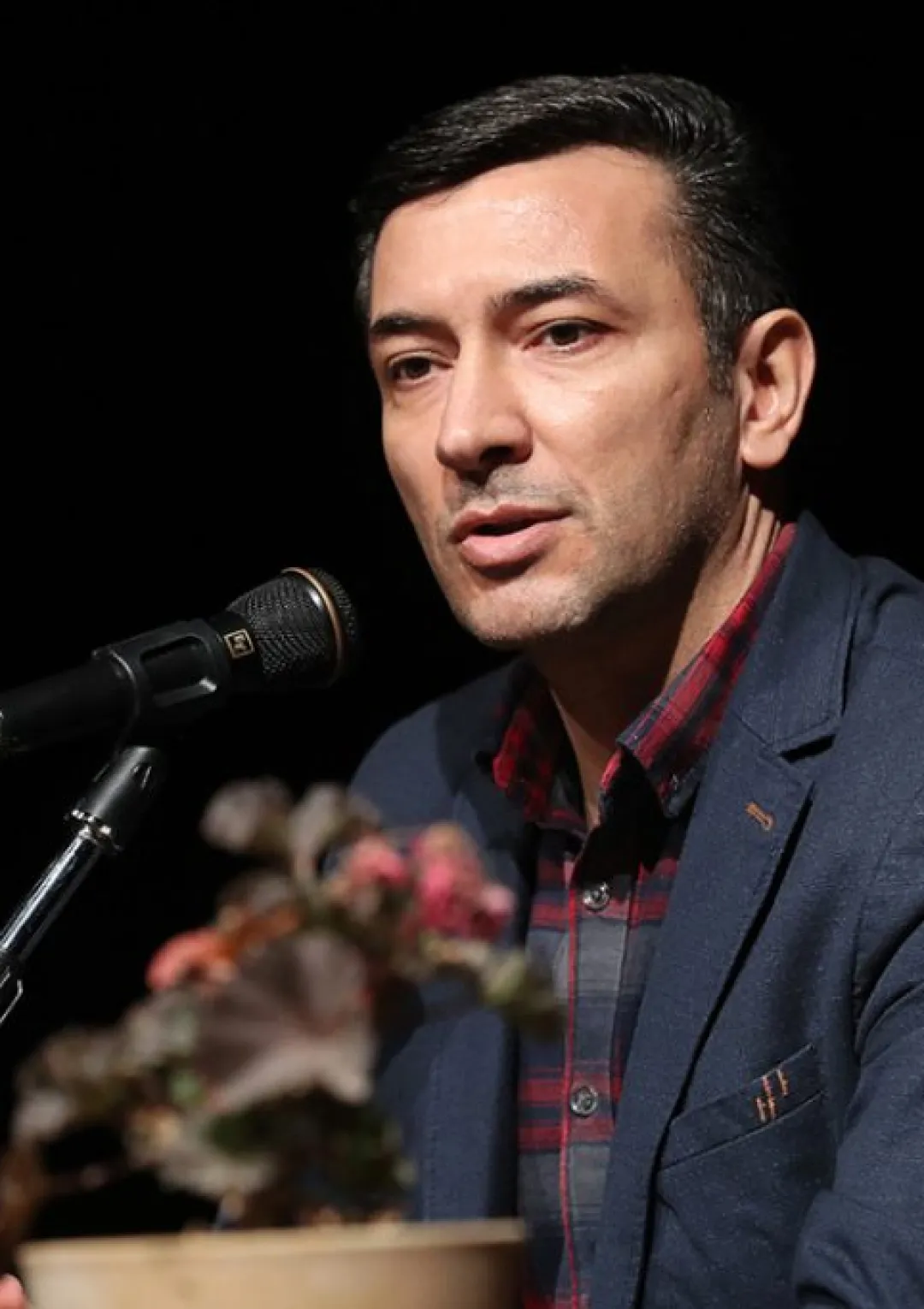 جعبه اطلاعات شاعر و نویسنده