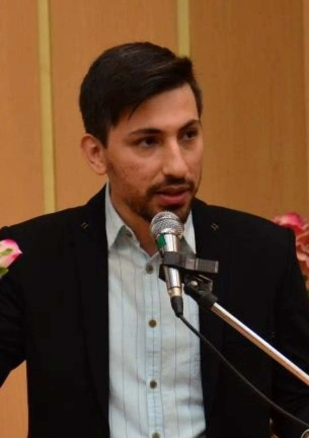 جعبه اطلاعات شاعر و نویسنده