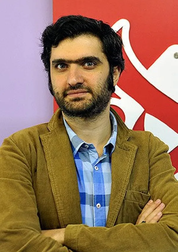 میلاد حسینی