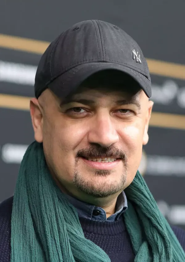 مهرداد اسکویی