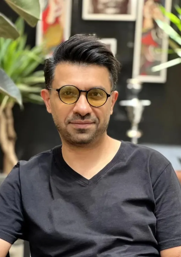 بابک افرا