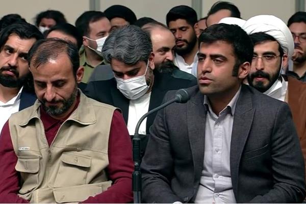 شعرخوانی محمدامین اکبری در محضر رهبر انقلاب در تاریخ ۱۶ فروردین ۱۴۰۲