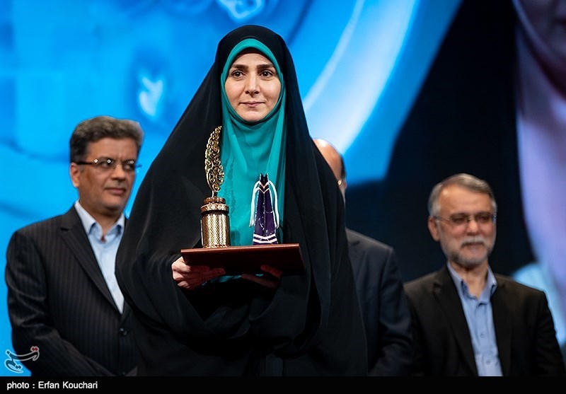 آیین اختتامیه پنجمین جشنواره تلویزیونی جام جم با معرفی برگزیدگان، با حضور جمعی از مدیران ارشد صدا و سیما، بازیگران، کارگردانان، مجریان و تهیهکنندگان صدا سیما شامگاه سه شنبه ۲۷ اسفندماه ۱۳۹۷ در مرکز همایشهای صدا و سیما برگزار شد.